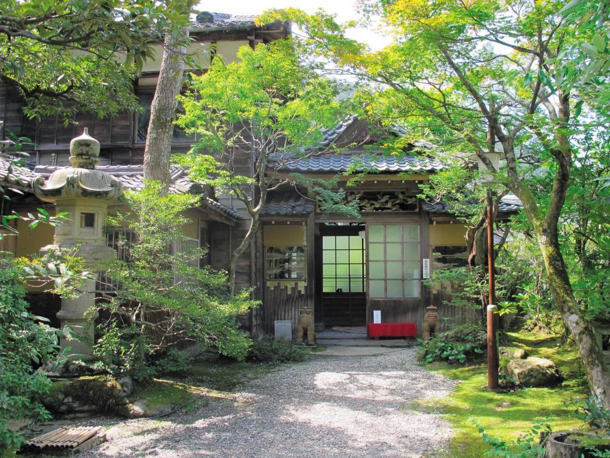 Отель Ooedo Onsen Monogatari Premium Yoshinoya Irokuen Кага Экстерьер фото