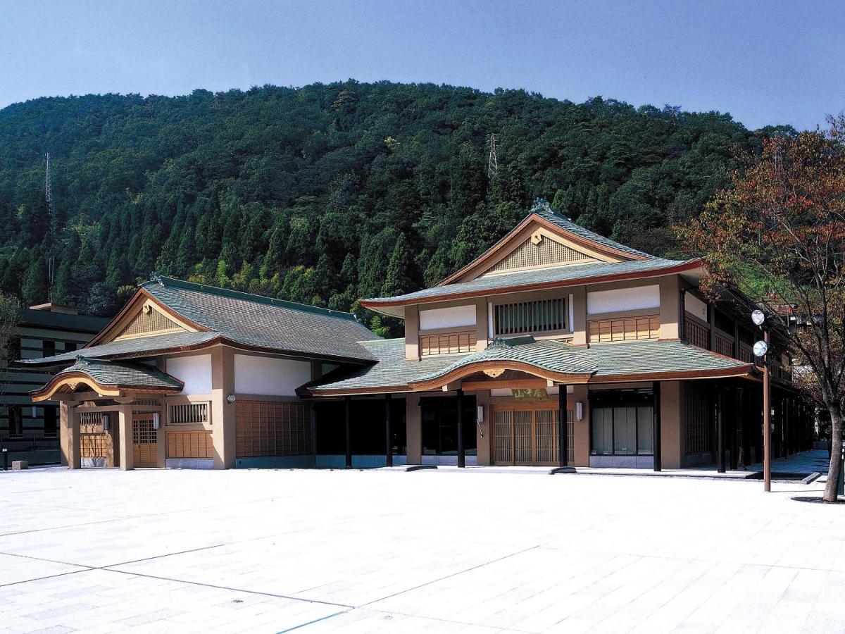 Отель Ooedo Onsen Monogatari Premium Yoshinoya Irokuen Кага Экстерьер фото