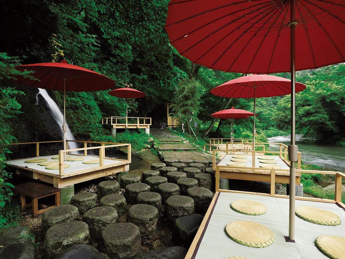 Отель Ooedo Onsen Monogatari Premium Yoshinoya Irokuen Кага Экстерьер фото