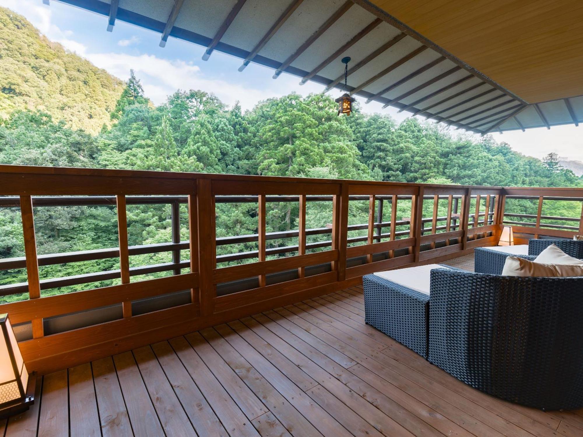 Отель Ooedo Onsen Monogatari Premium Yoshinoya Irokuen Кага Экстерьер фото
