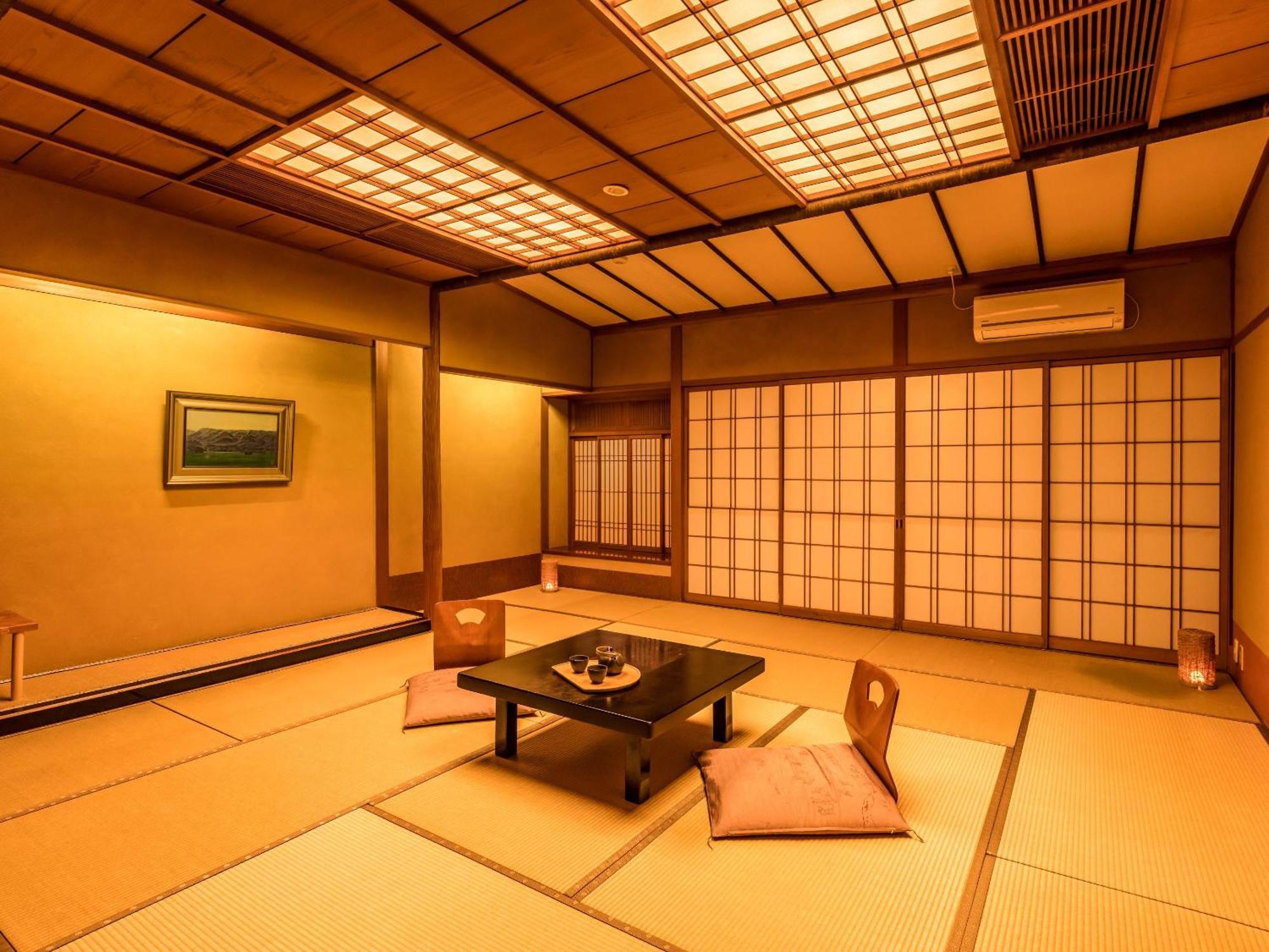 Отель Ooedo Onsen Monogatari Premium Yoshinoya Irokuen Кага Номер фото