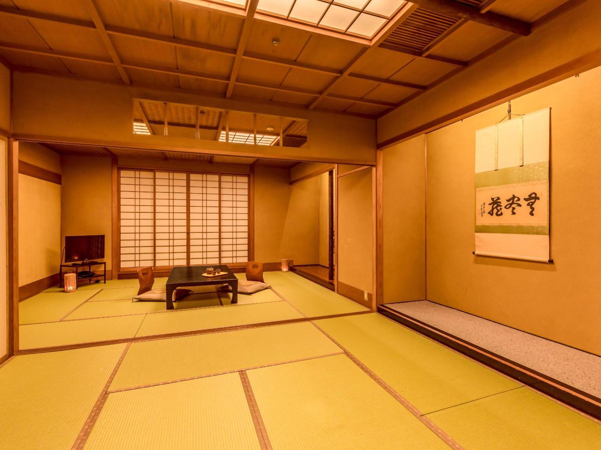 Отель Ooedo Onsen Monogatari Premium Yoshinoya Irokuen Кага Номер фото
