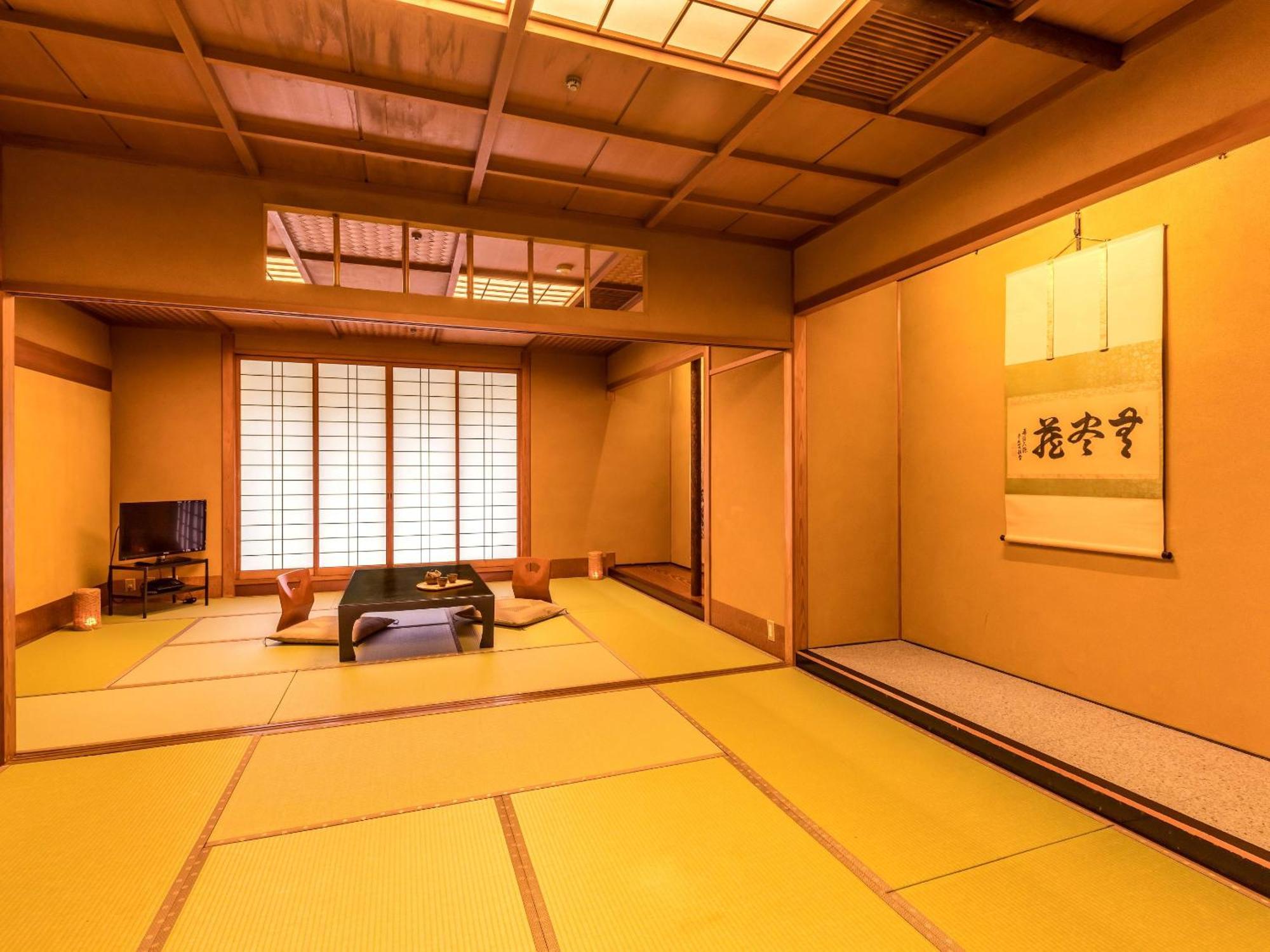 Отель Ooedo Onsen Monogatari Premium Yoshinoya Irokuen Кага Номер фото