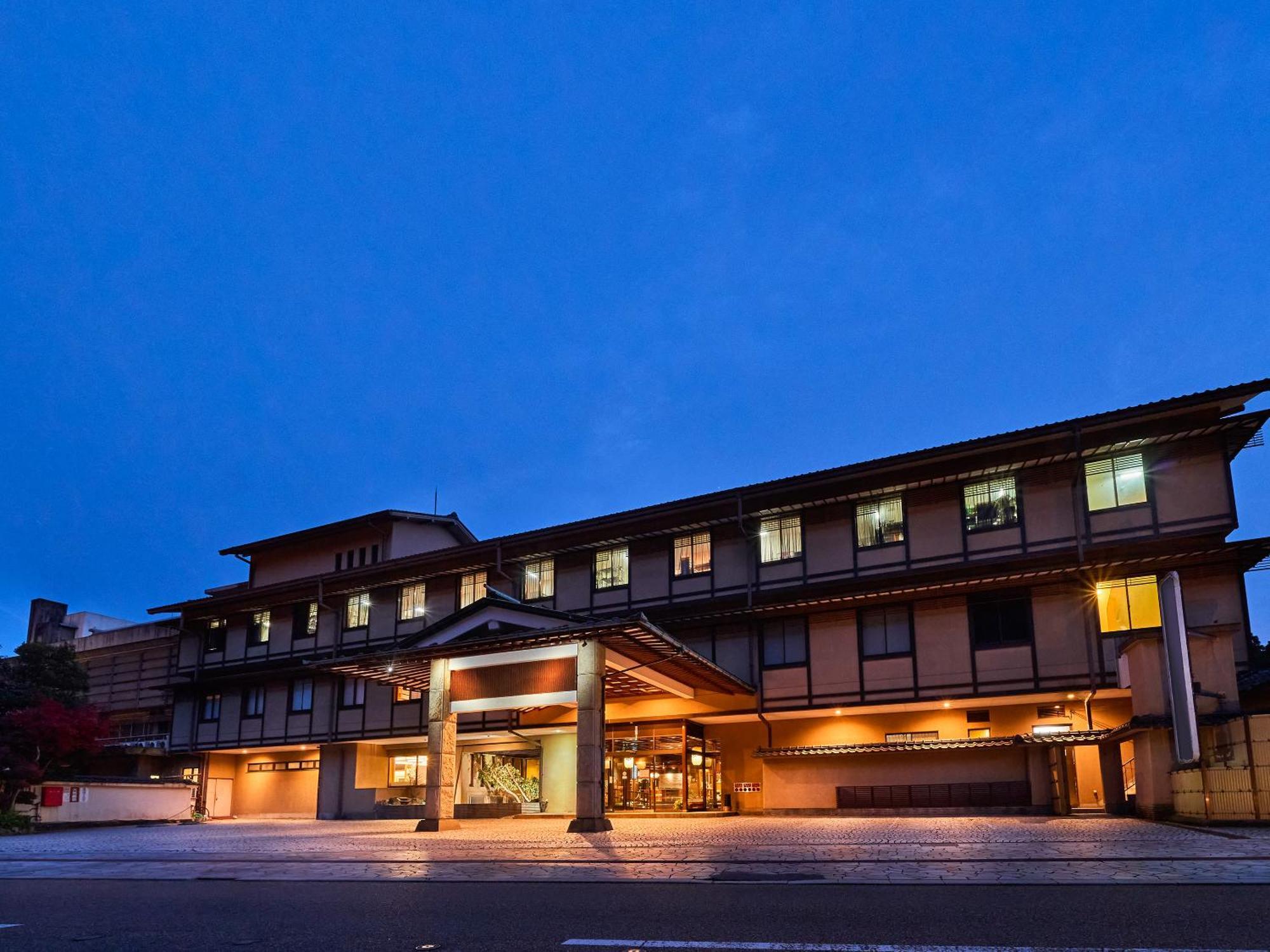 Отель Ooedo Onsen Monogatari Premium Yoshinoya Irokuen Кага Экстерьер фото