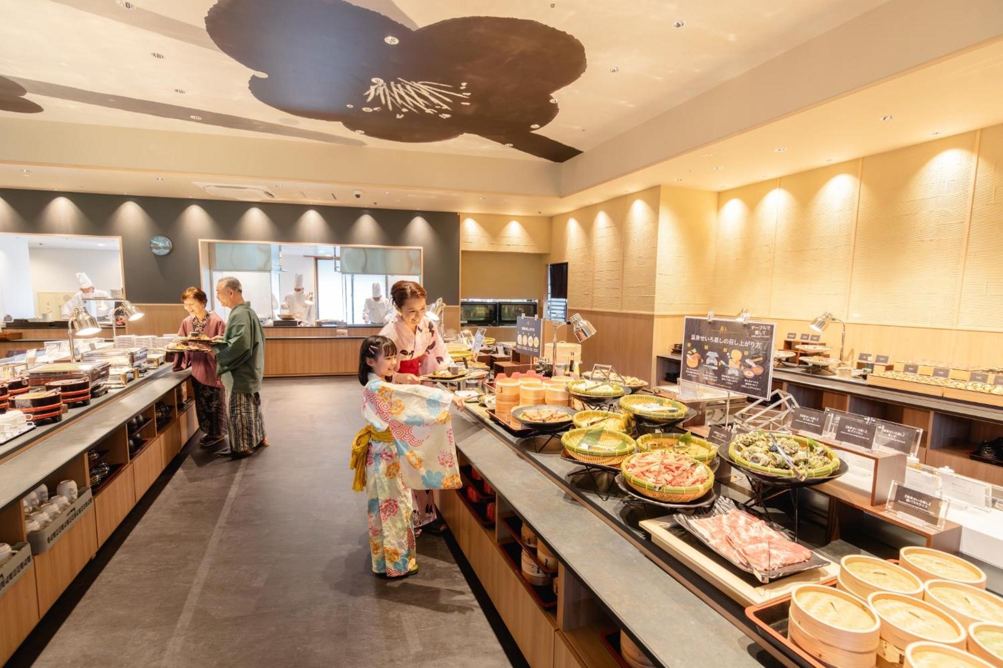 Отель Ooedo Onsen Monogatari Premium Yoshinoya Irokuen Кага Экстерьер фото